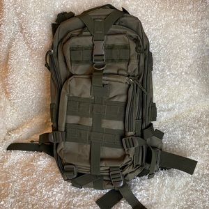 TACTICAL/HIKING BACKPACK